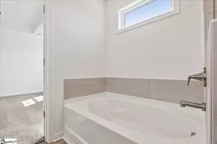 2045 Halton Oaks Dr, Spartanburg, SC 29303 - Photo 20