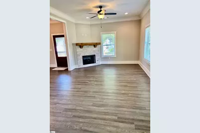 512 Trade Street, Greer, SC 29651 - Photo 4