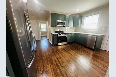 414 E Fairview Avenue, Greer, SC 29651 - Photo 22