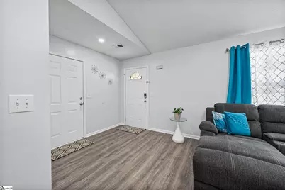 826 Damson Plum Court, Spartanburg, SC 29301 - Photo 6
