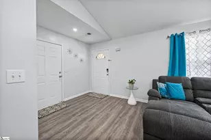 826 Damson Plum Ct, Spartanburg, SC 29301 - Photo 6