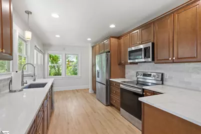28 Buena Vista Avenue, Greenville, SC 29607 - Photo 12