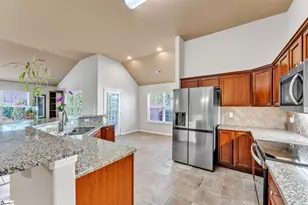105 Eagles View Ct, Easley, SC 29642 - Photo 10