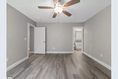1075 E Prince Road, Landrum, SC 29356 - Photo 18