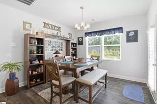 676 Clairbrook Ct, Greer, SC 29651 - Photo 8