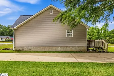 301 E Myles Lane, Spartanburg, SC 29303 - Photo 22