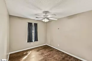 301 E Myles Ln, Spartanburg, SC 29303 - Photo 18