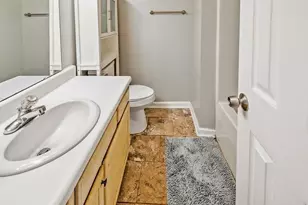 301 E Myles Ln, Spartanburg, SC 29303 - Photo 14