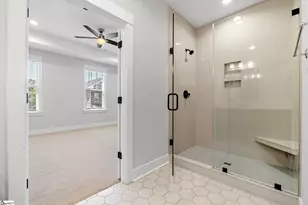 14 Whitner St, Greenville, SC 29601 - Photo 30