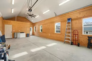 305 E Prince Rd, Landrum, SC 29356 - Photo 36