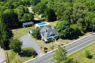 305 E Prince Rd, Landrum, SC 29356 - Photo 48