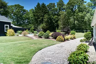 305 E Prince Rd, Landrum, SC 29356 - Photo 2