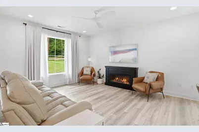 11 Milton Drive, Greenville, SC 29605 - Photo 8