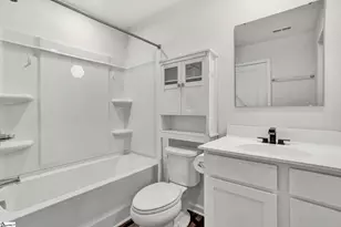 221 Brooklane Ct, Easley, SC 29642 - Photo 34