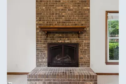 1606 Winding Way, Taylors, SC 29687 - Photo 4