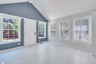 203 Briggs Dr, Easley, SC 29642 - Photo 4