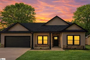 179 Cedar Ave, Wellford, SC 29385 - Photo 2