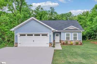 122 Stephenson Street Extension, Taylors, SC 29687 - Photo 1