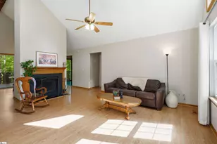1401 Winding Way, Taylors, SC 29687 - Photo 4