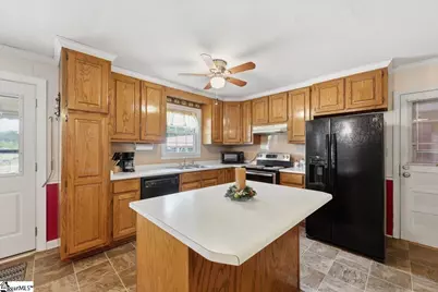 18 Fairlane Drive, Mauldin, SC 29662 - Photo 14