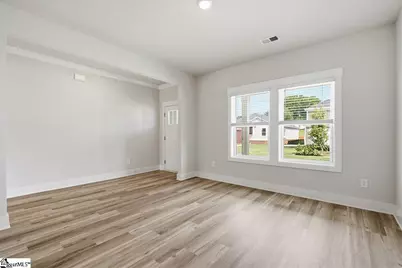 424 Ragland Avenue, Greer, SC 29651 - Photo 6