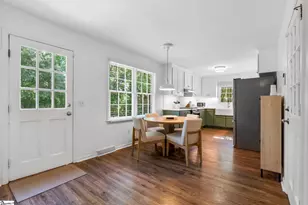 21 Cobblestone Rd, Greenville, SC 29615 - Photo 6