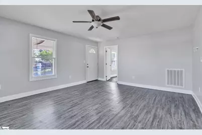 104 Lake Avenue, Greer, SC 29650 - Photo 10