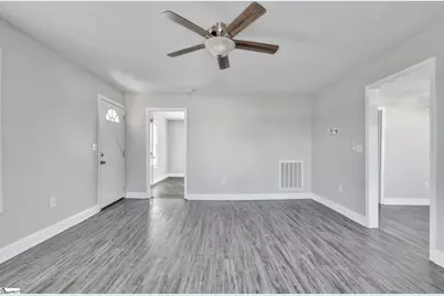 104 Lake Avenue, Greer, SC 29650 - Photo 6