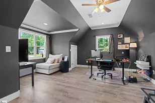 101 S Valley Ln, Greenville, SC 29611 - Photo 18
