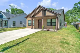 2316 Wellington Rd, Spartanburg, SC 29302 - Photo 2