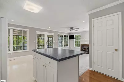 104 Lakehill Drive, Fair Play, SC 29643 - Photo 4