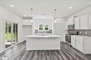 5091 Sunnycreek Dr, Boiling Springs, SC 29316 - Photo 16