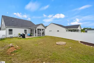 1386 Romany Ct, Boiling Springs, SC 29316 - Photo 38