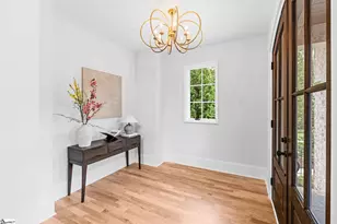 201 Rockwood Dr, Greenville, SC 29605 - Photo 4