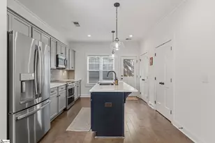 8 Griffin St, Greenville, SC 29601 - Photo 12