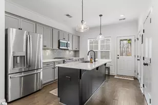 8 Griffin St, Greenville, SC 29601 - Photo 14
