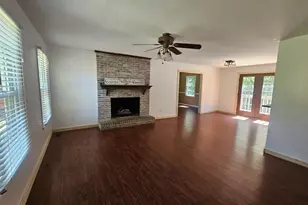 315 Park W Cir, Easley, SC 29642 - Photo 4