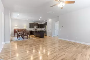 201 Wicker Park Ave, Greer, SC 29651 - Photo 16