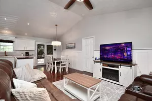 344 Endless Dr, Greer, SC 29651 - Photo 6