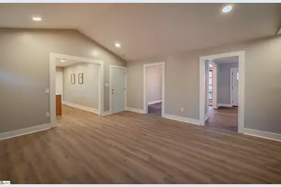 17 Riverview Circle, Greenville, SC 29611 - Photo 18