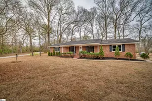 17 Riverview Cir, Greenville, SC 29611 - Photo 4