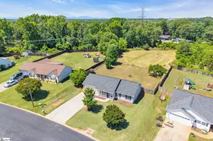 331 Bright Farm Rd, Duncan, SC 29334 - Photo 26