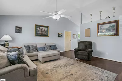 331 Bright Farm Road, Duncan, SC 29334 - Photo 4