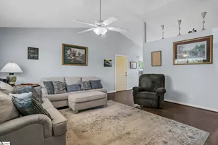 331 Bright Farm Rd, Duncan, SC 29334 - Photo 4
