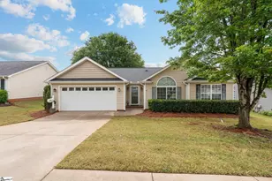 110 Feldspar Ln, Greer, SC 29650 - Photo 2