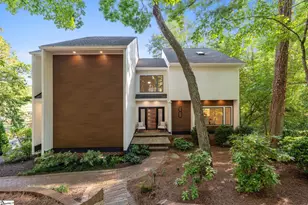 8 De Braham Ct, Greenville, SC 29605 - Photo 2