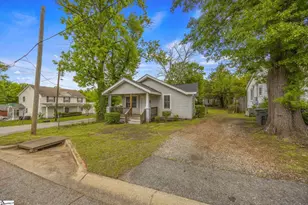 12 Verner Springs Rd, Greenville, SC 29609 - Photo 2