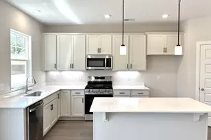 315 Blaine Ct, Greenville, SC 29607 - Photo 6