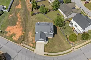 101 Reedy Falls Dr, Greenville, SC 29605 - Photo 2