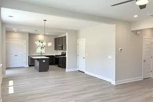 317 Blaine Ct, Greenville, SC 29607 - Photo 8